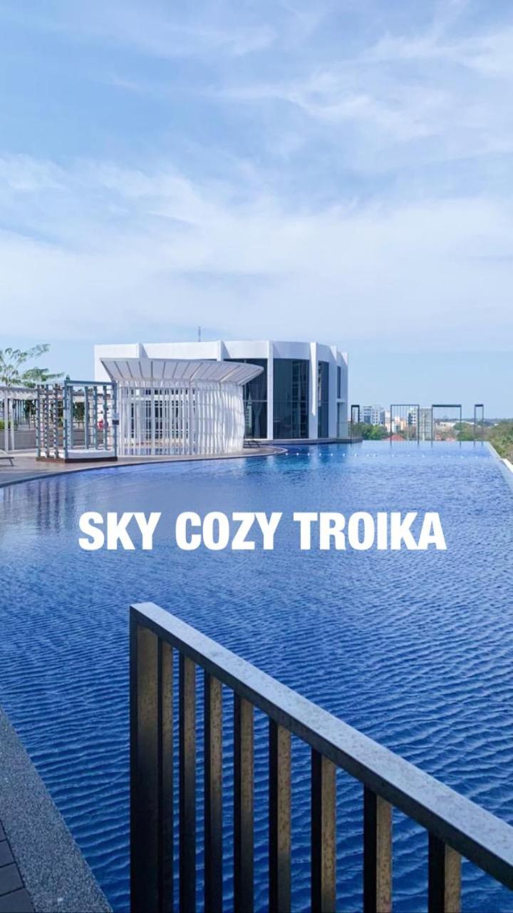 Sky Cozy Troika Residence: Pool & City View Apartments Kota Bharu Exterior photo